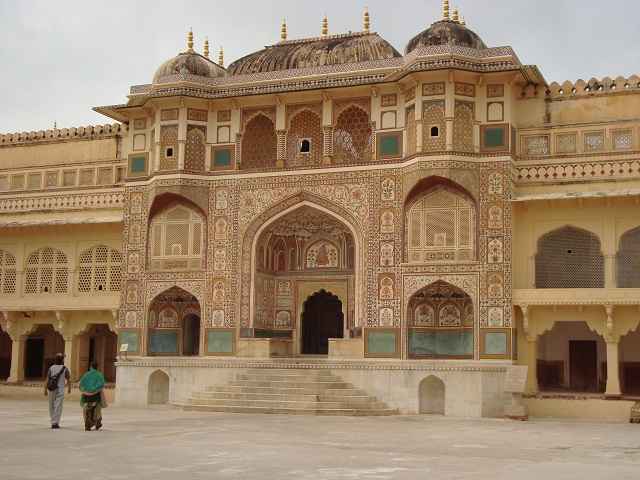 Amber Fort-places to visit in Jaipur