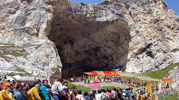 cave-temple-of-amarnath